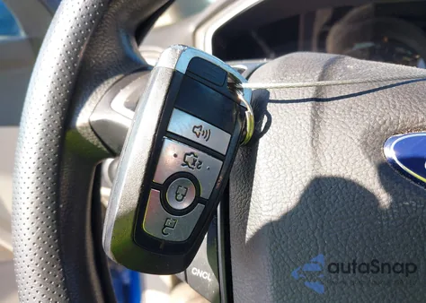 2017 Ford Fusion Se z USA, uszkodzony, nr VIN 3FA6P0H77HR104879